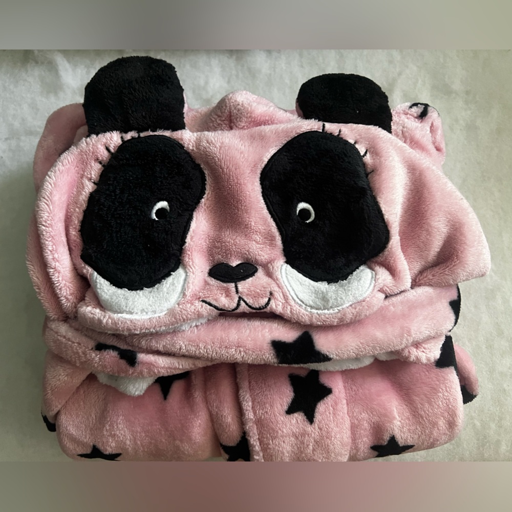XOXO Pink and White Hooded Robe